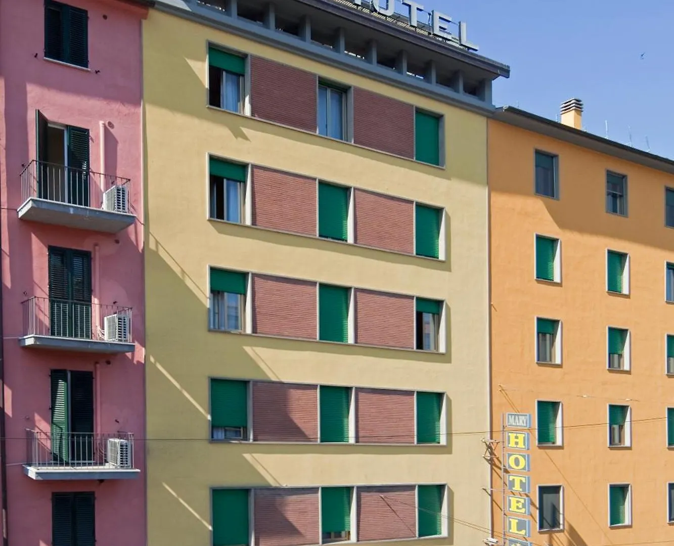Hotel Mary contacts